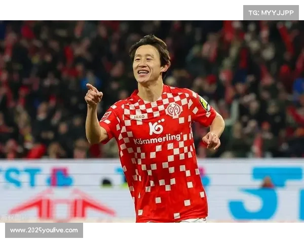 奥格斯堡1-1美因茨，李在城世界波扳平比分